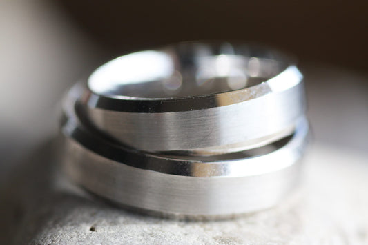 Classic wedding set of rings for couples