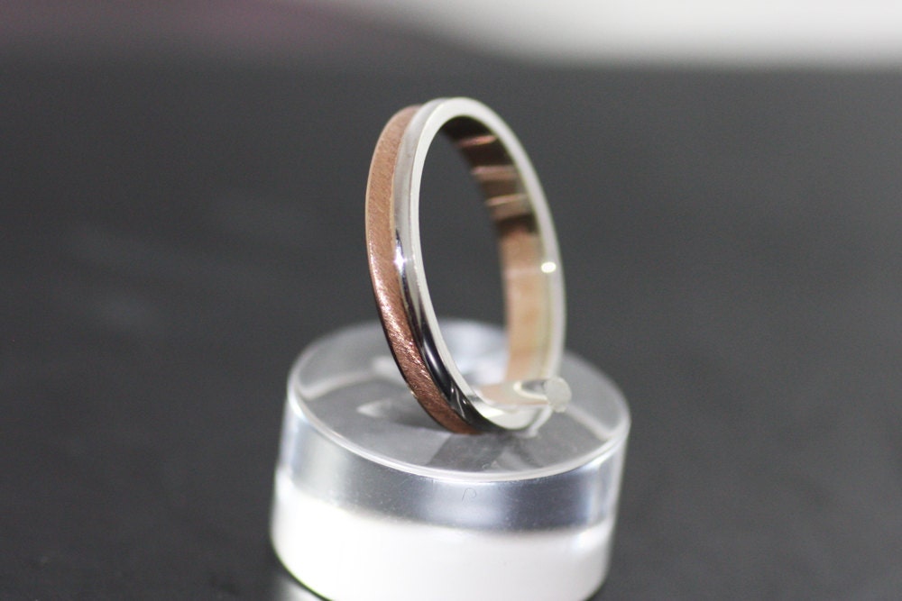 Gold Hammered Handmade Wedding Ring - Personalized Textured Anniversary Ring