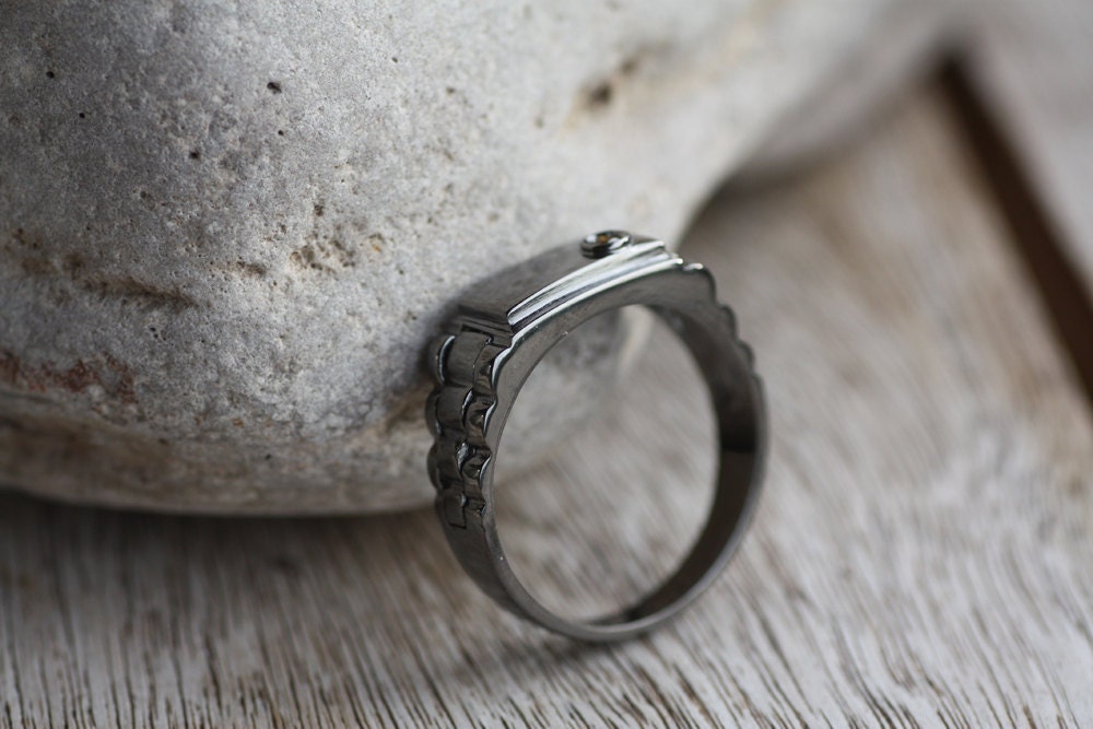 Black Rhodium plated ring with Cognac diamond