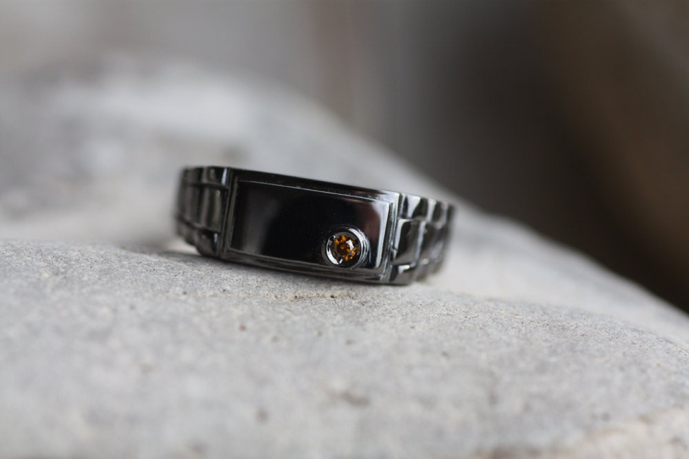 Black Rhodium plated ring with Cognac diamond