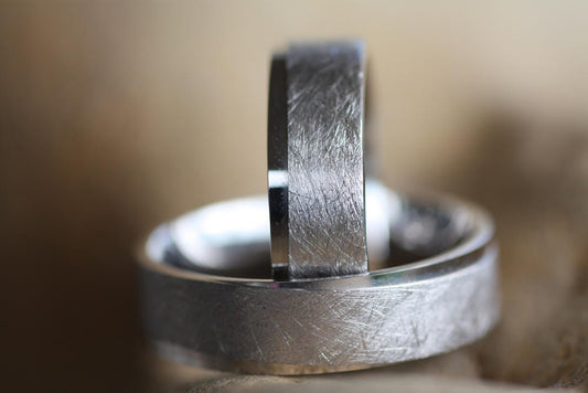 Textured Gold wedding ring for couples