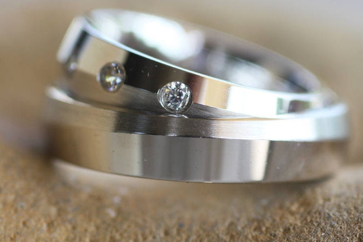 Gold Wedding diamond ring for couples