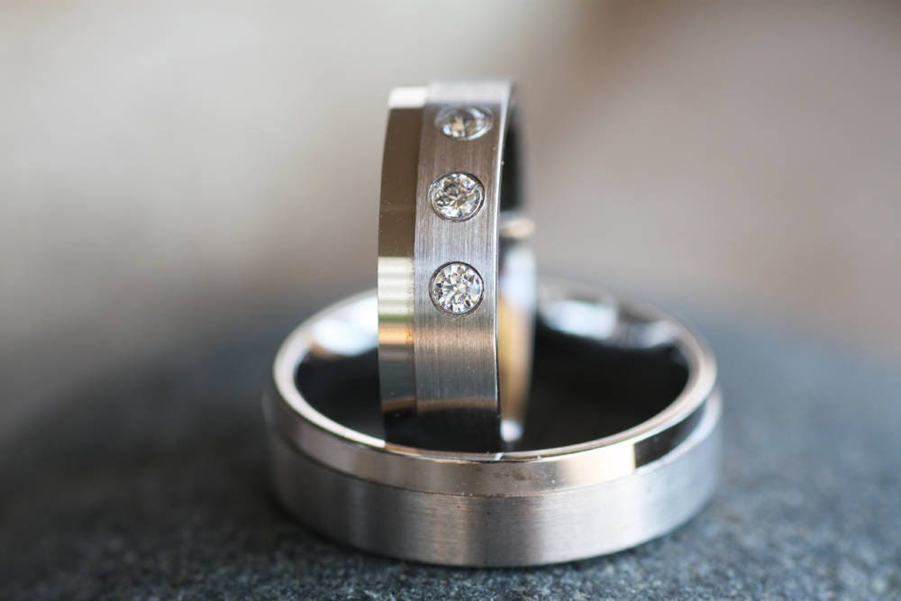 Matching Gold wedding ring for couples, Diamond ring