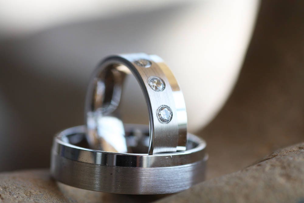 Matching Gold wedding ring for couples, Diamond ring