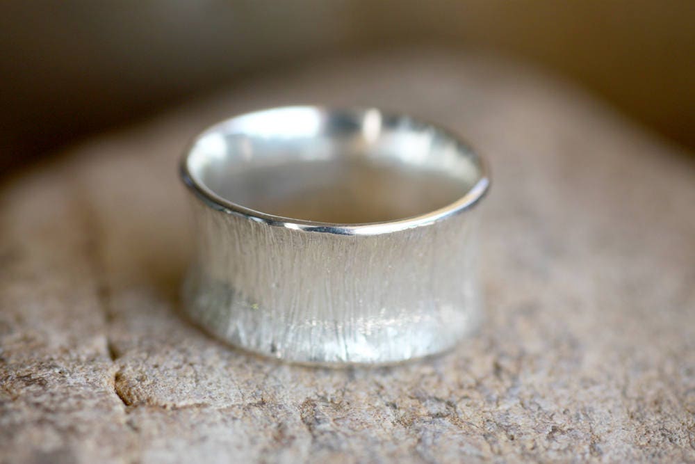 Textured gold wedding band