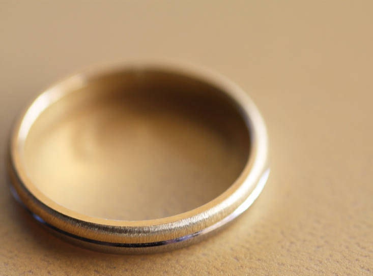 Elegant Gold textured wedding  band
