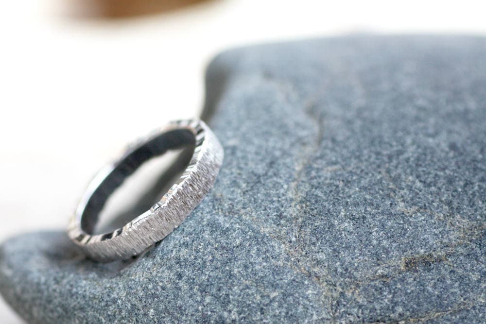 Personalised Textured Wedding ring
