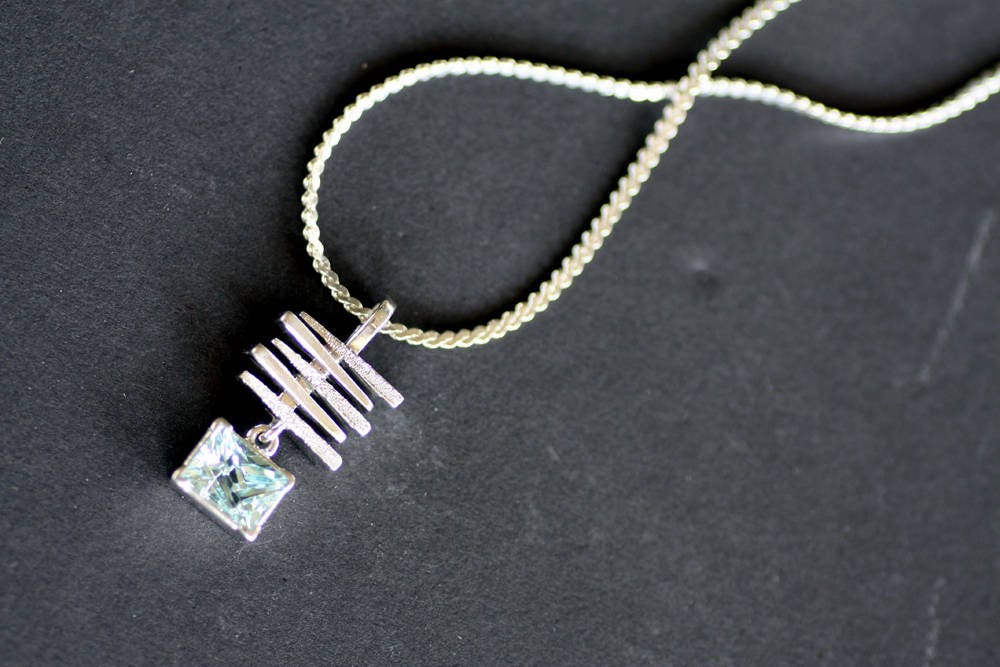 Handcrafted aquamarine pendant