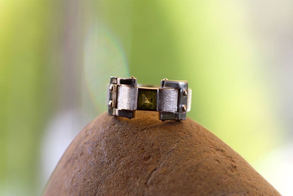 Peridot wide wedding ring