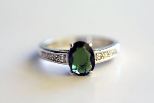 Tourmaline Diamond ring in White gold K18