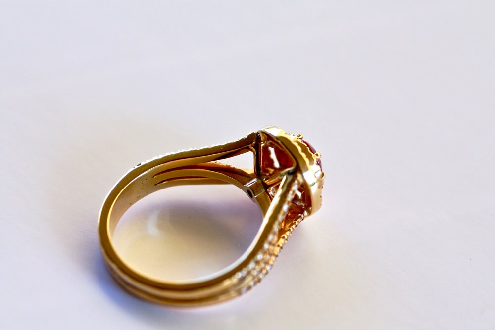 Ruby Halo Diamond ring, Multistone, High end jewellery