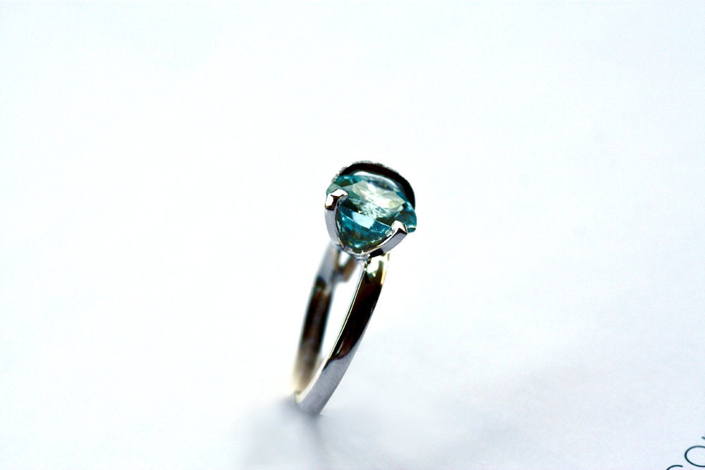 Art deco Aquamarine Gold ring with Diamonds
