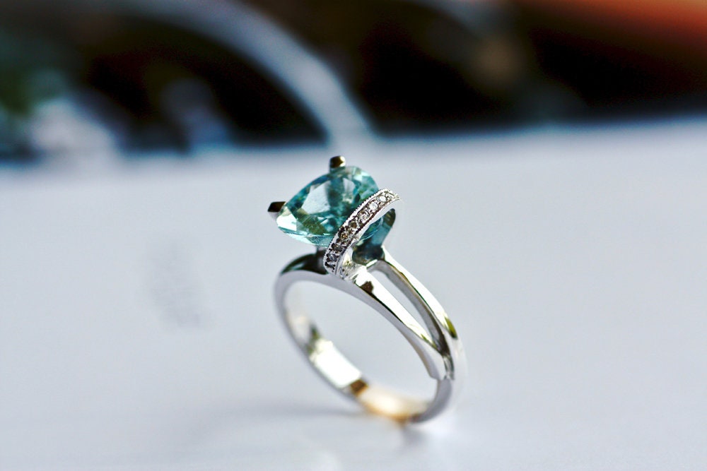 Art deco Aquamarine Gold ring with Diamonds