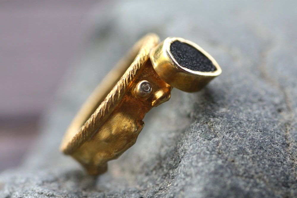 Black Agate and Sapphires ring