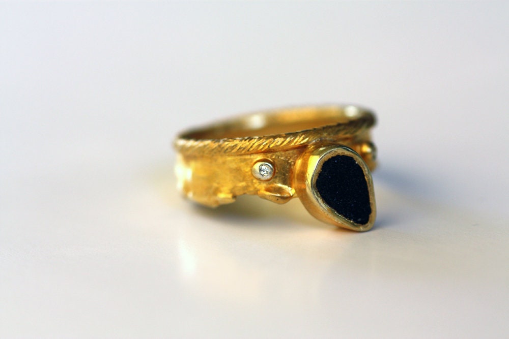 Black Agate and Sapphires ring