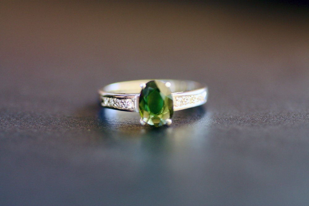 Tourmaline Diamond ring in White gold K18