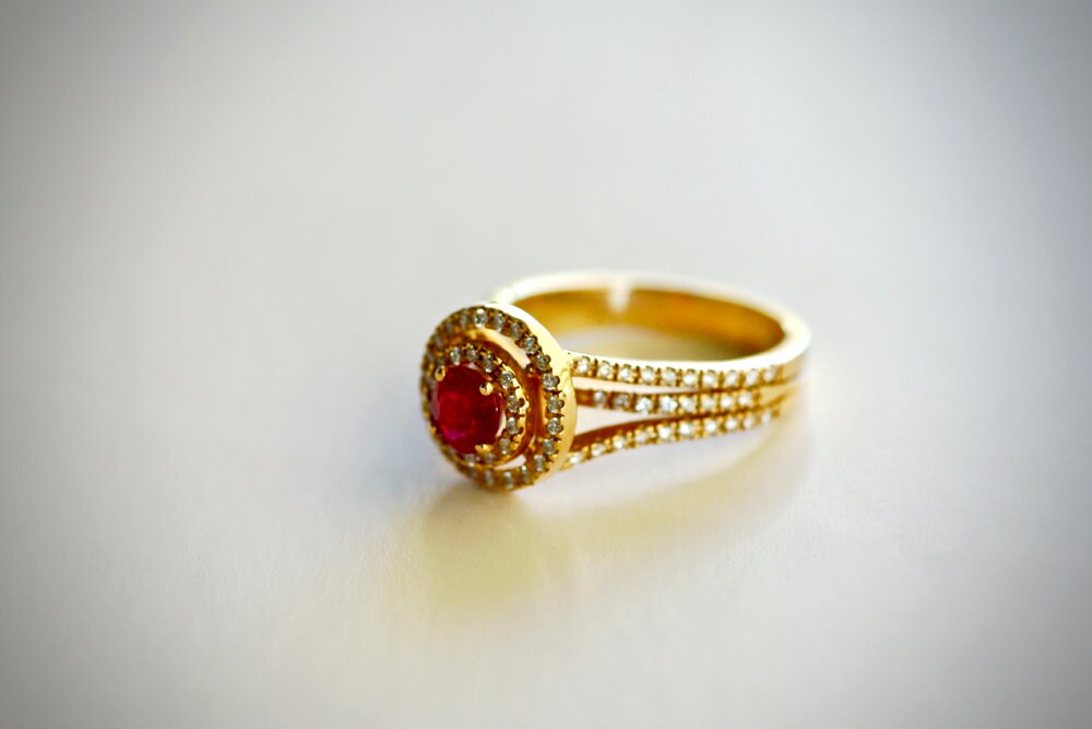 Ruby Halo Diamond ring, Multistone, High end jewellery