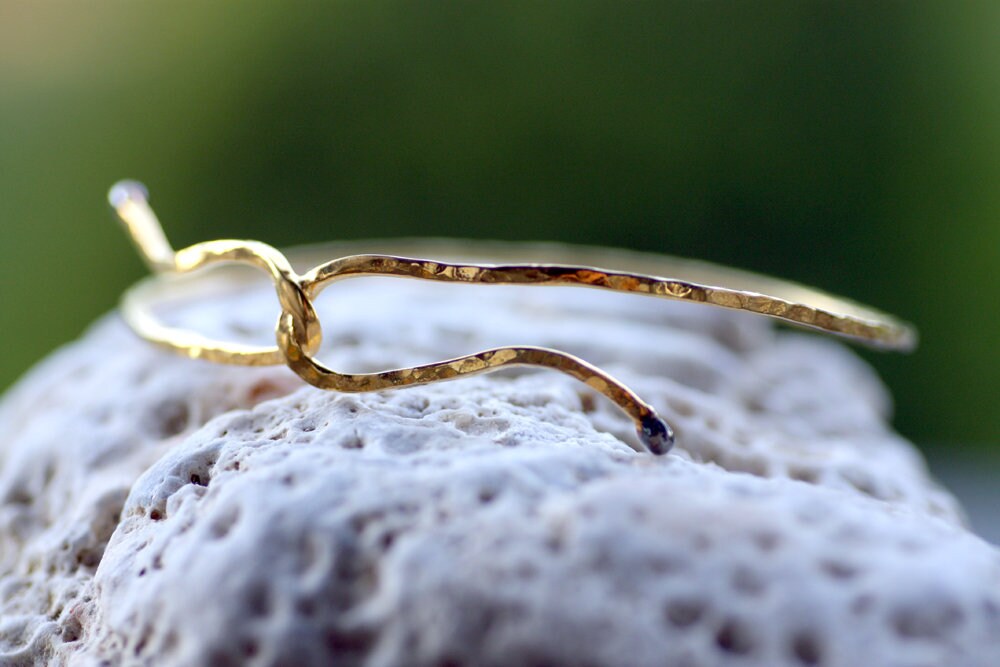 Yellow gold plated Sterling Silver wire bangle