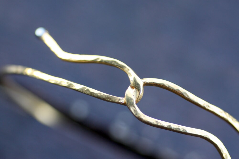 Yellow gold plated Sterling Silver wire bangle