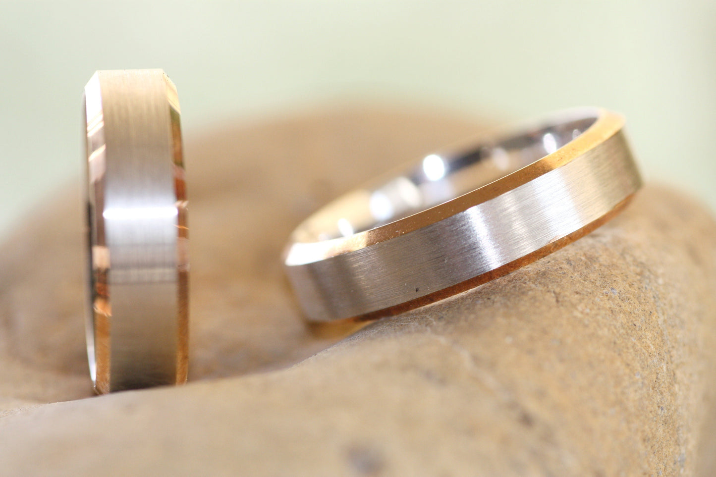 Classy Matching Wedding rings for couples