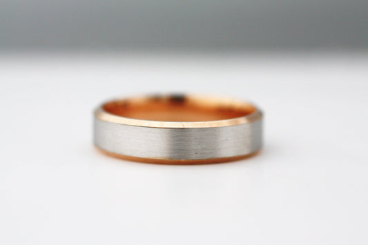 Classy Matching Wedding rings for couples