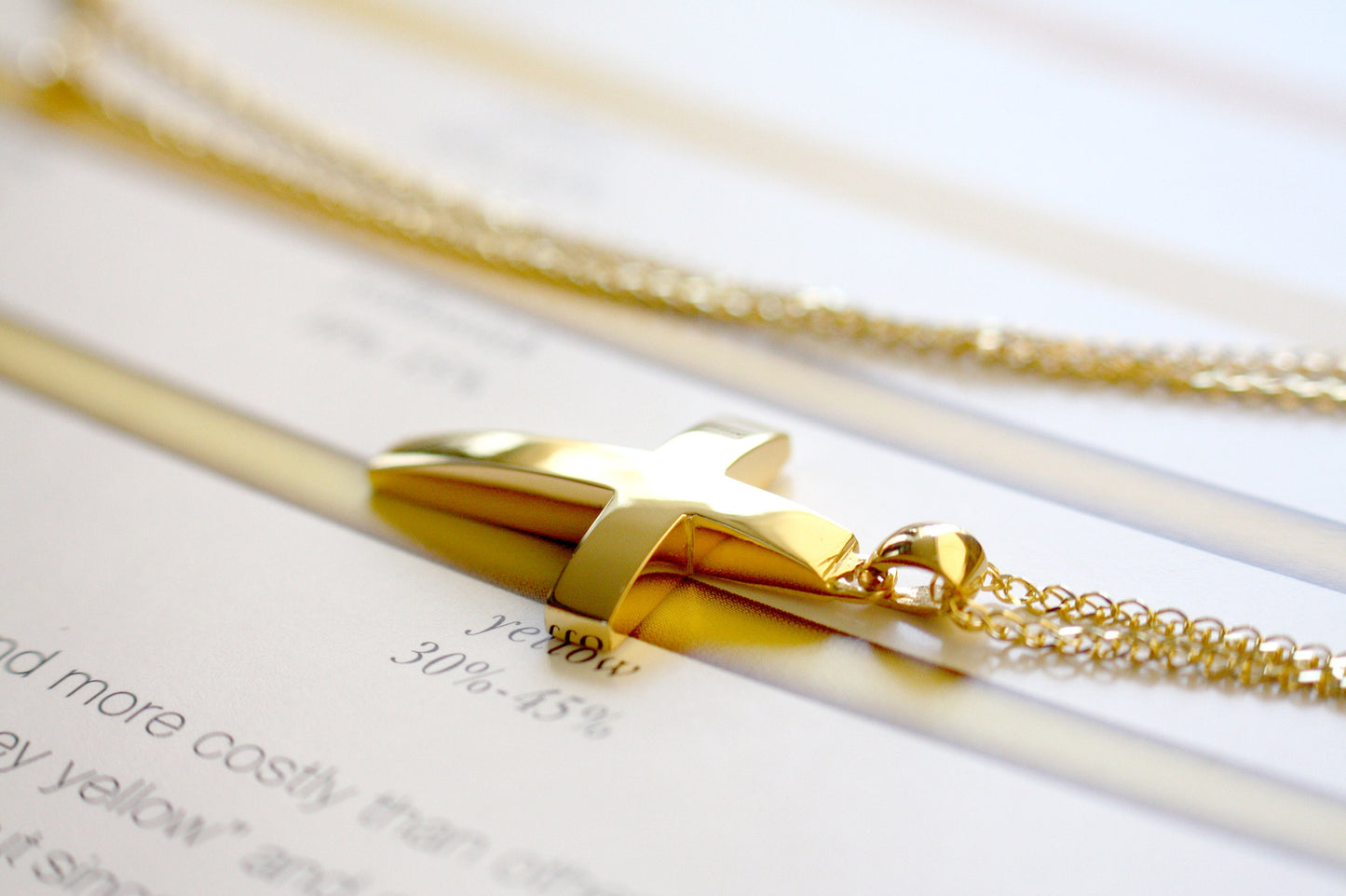 Yellow Gold Cross k18