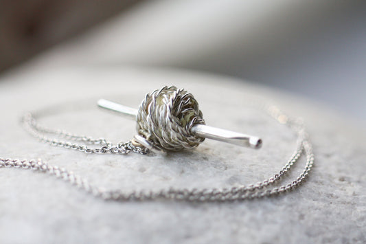 Crochet lovers pendant gift