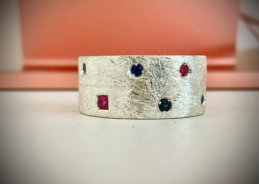 Ring with rubies and sapphires