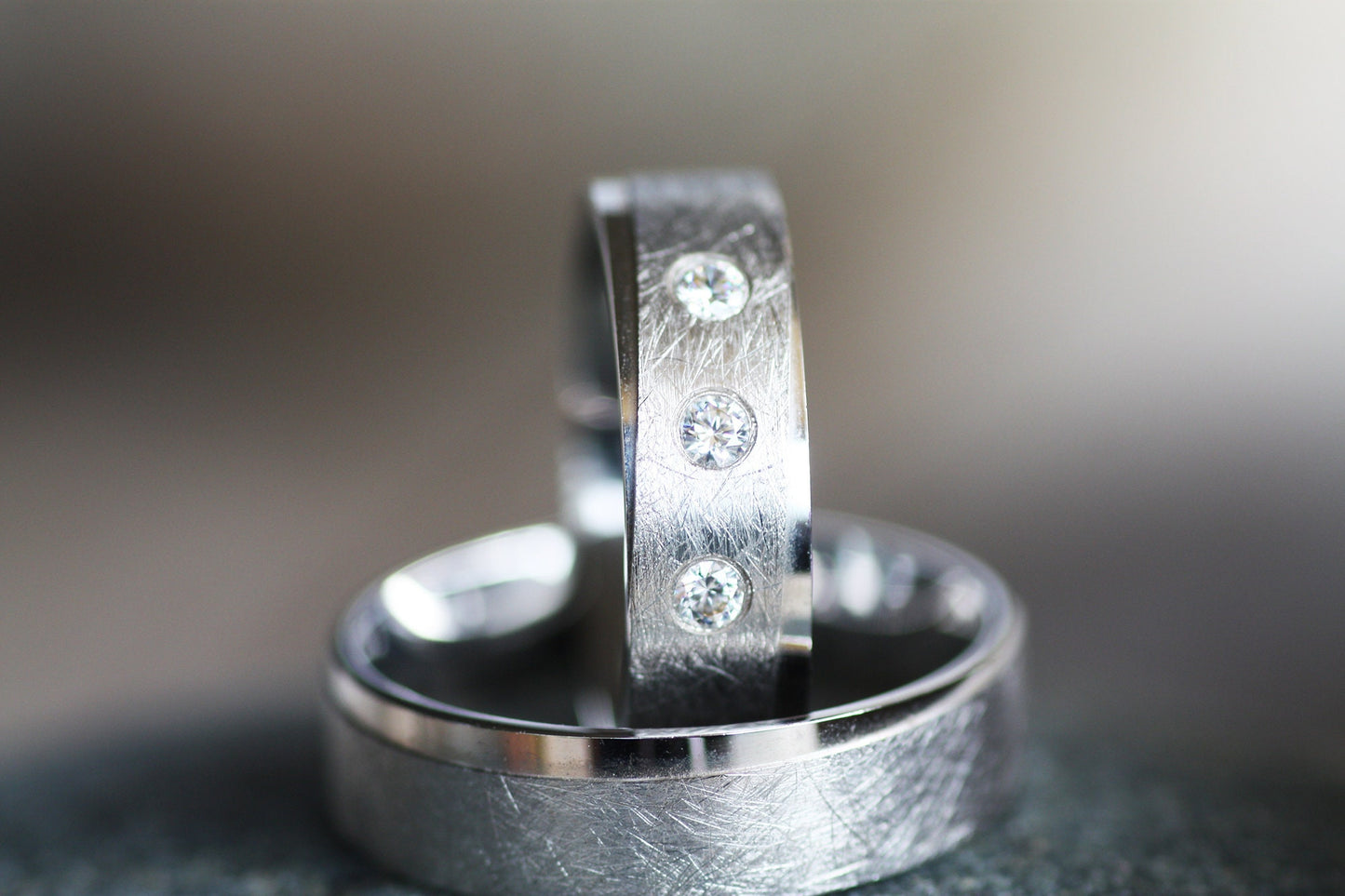 Textured Gold wedding ring for couples