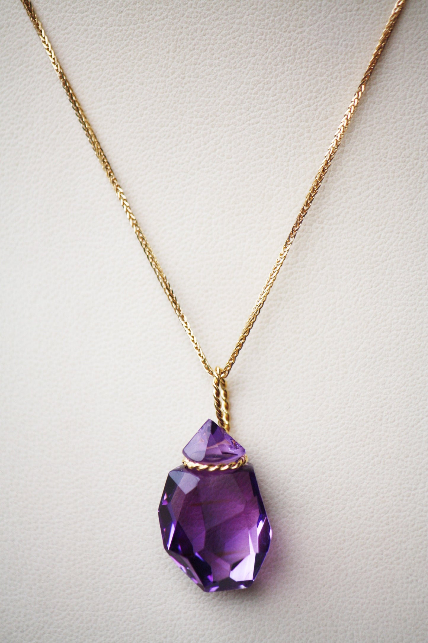 Amethyst necklace set with Gold K18