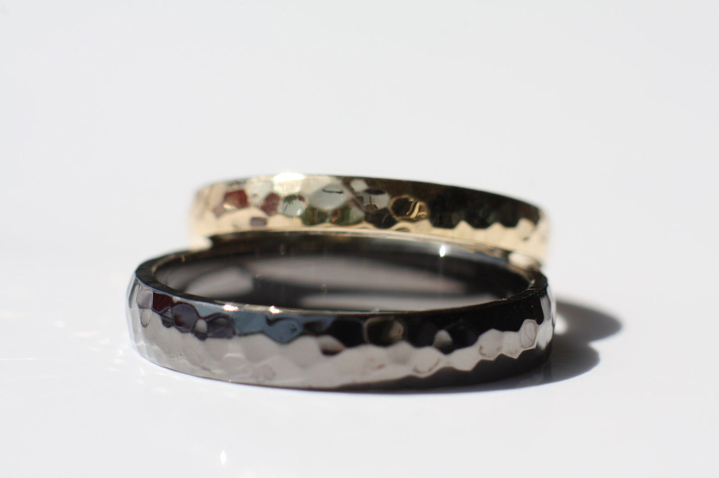 Set of Textured Gold Wedding Rings for couples