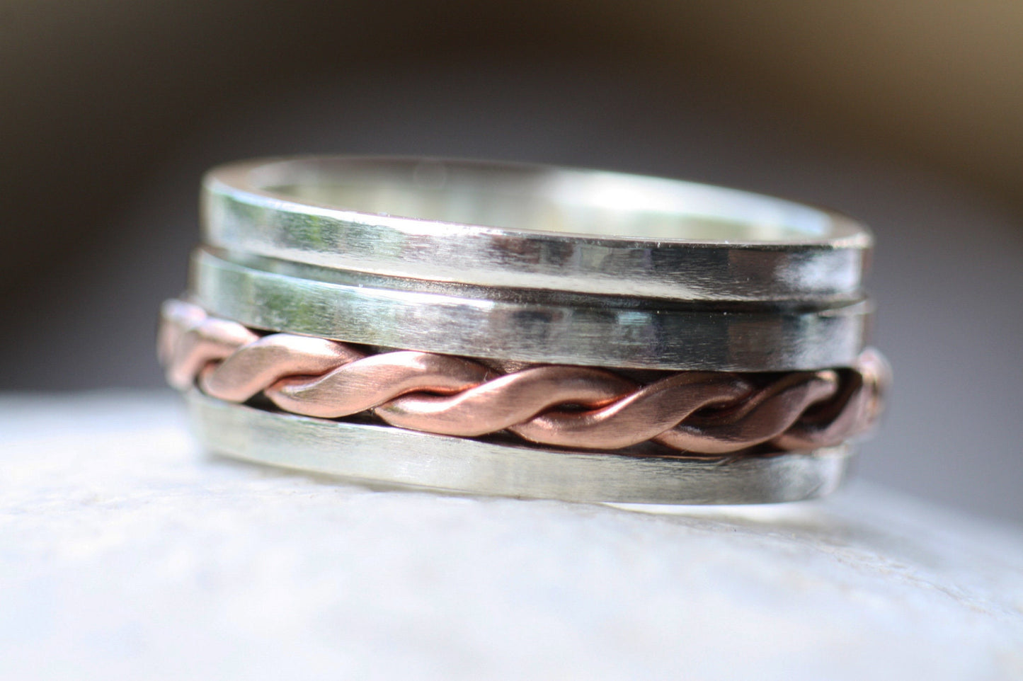 Double Spinner ring with copper braid