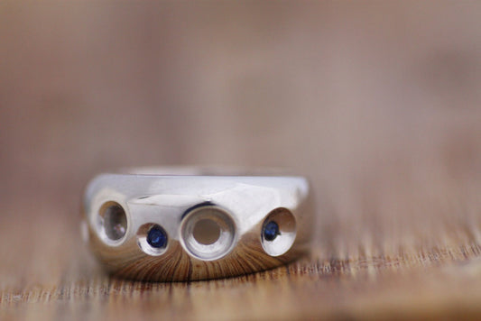 Blue Sapphires ring