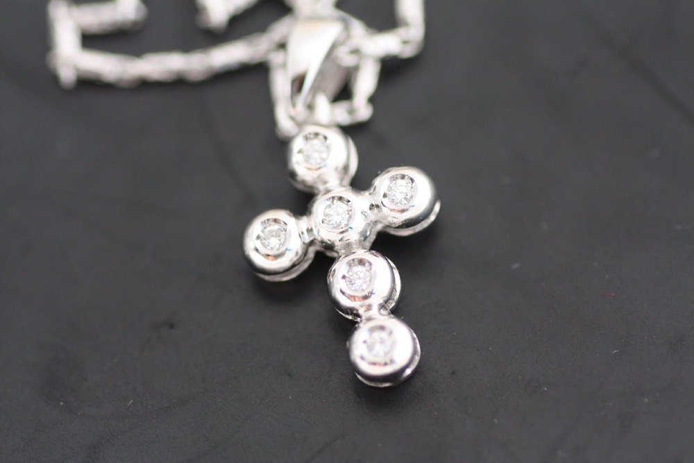 Diamond Cross Gold pendant