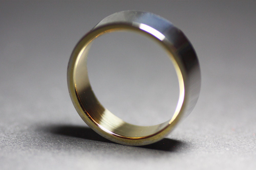 Handmade Classic wedding ring in White and Yellow Gold
