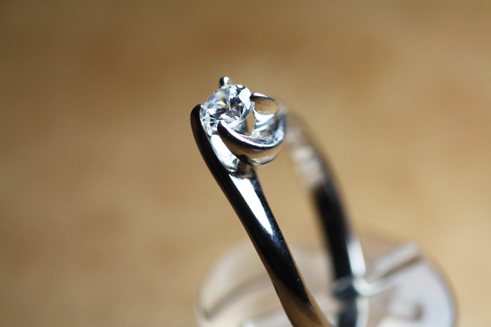 Solitaire Engagement Diamond Ring