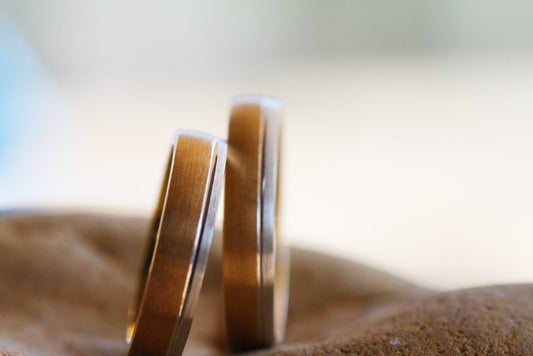 Two tone gold wedding ring
