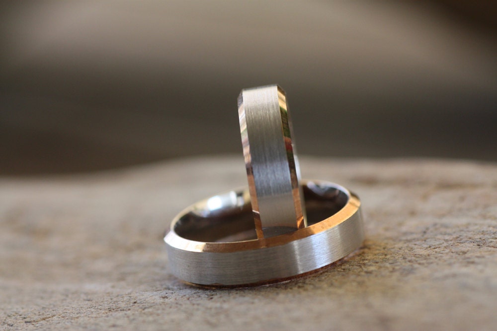 Classy Matching Wedding rings for couples