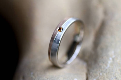 Elegant Two tones gold ring with ruby