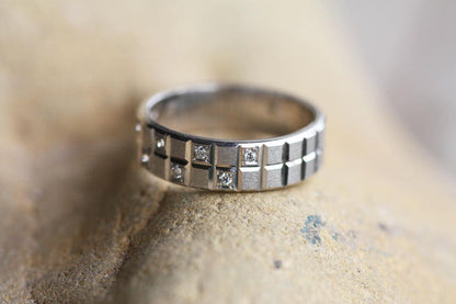 Diamond wedding band for couples