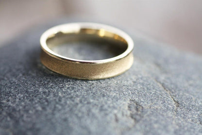 Personalized Gold Wedding band