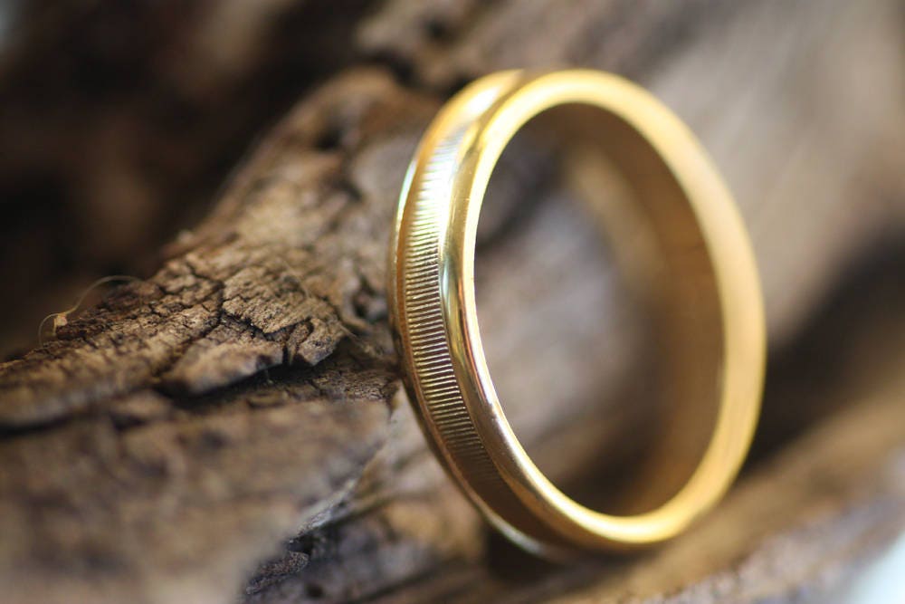 Personalized Wedding gold ring for men