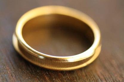 Personalized Wedding gold ring for men