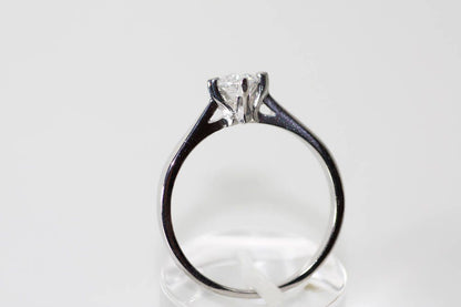 Diamond White gold ring
