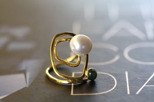 Fresh water Pearl and Tourmaline cabouchon ring