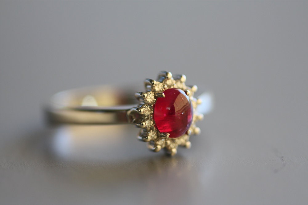 Halo Ruby diamonds gold K18 ring, Cabochon cut Ruby ring