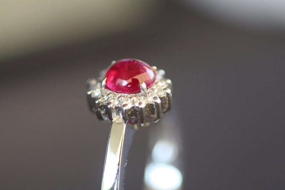 Halo Ruby diamonds gold K18 ring, Cabochon cut Ruby ring