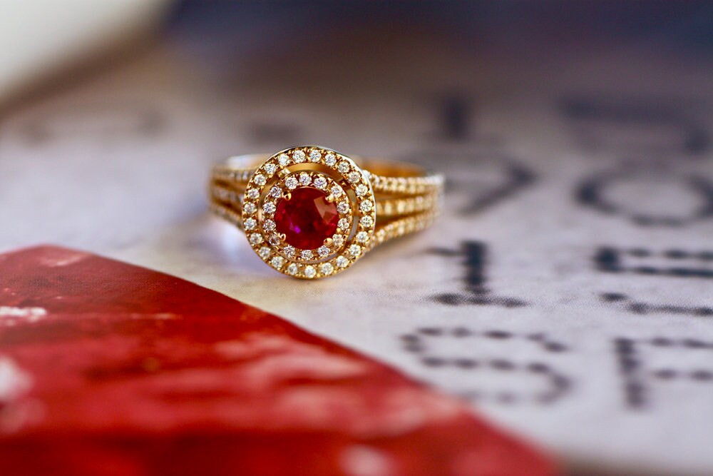 Ruby Halo Diamond ring, Multistone, High end jewellery