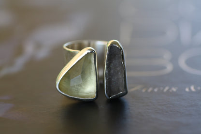 Handcrafted rough Lemon Quartz and Labradorite silver ring