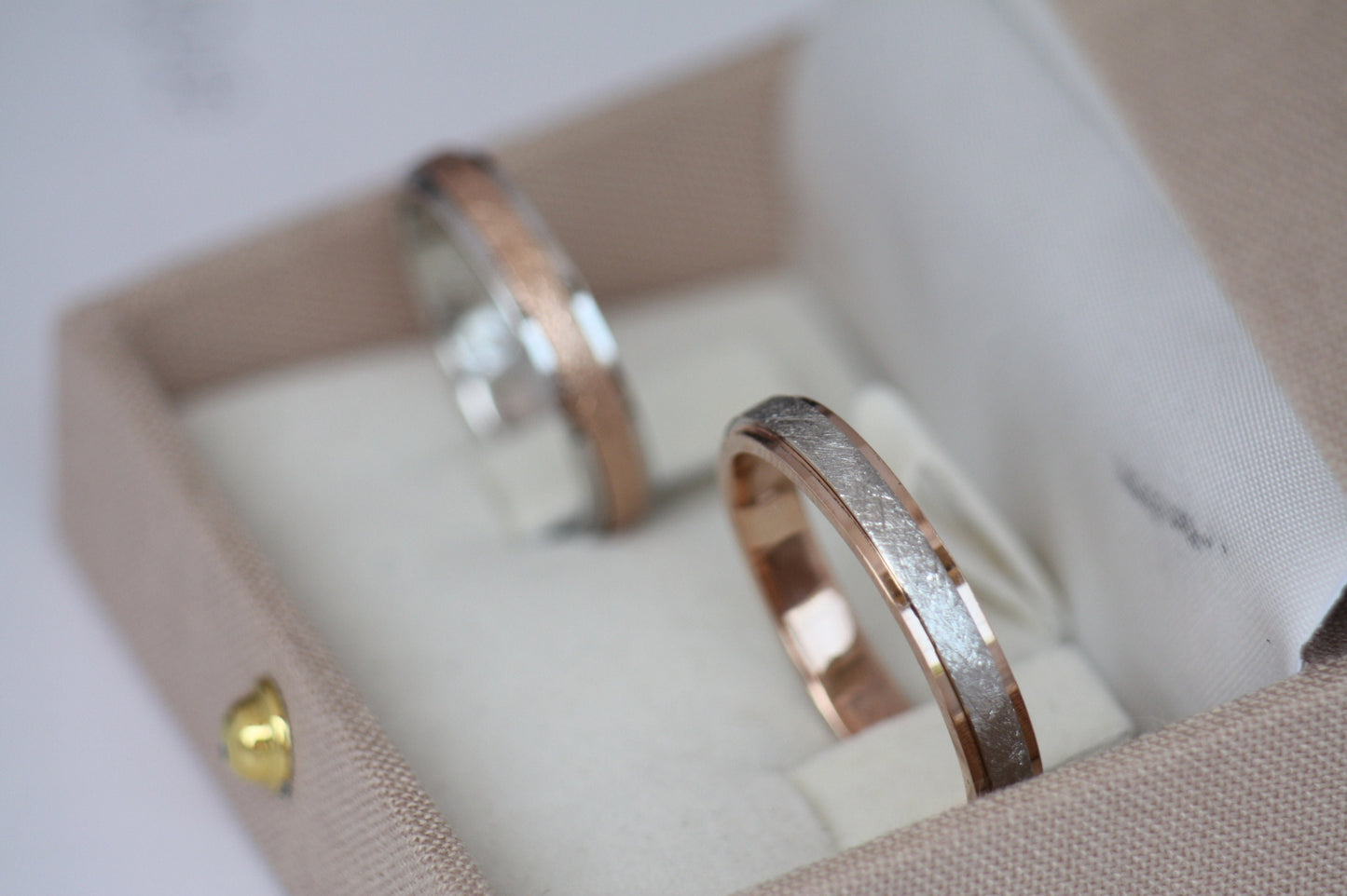 Textured rose gold wedding rings for couples